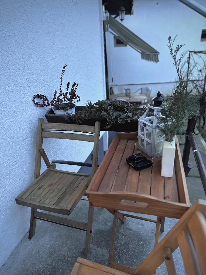 Casa 9 Apartment Albesti  Luaran gambar